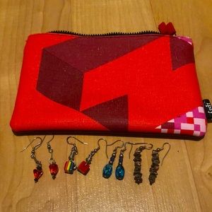4 pair handcrafted earrings with jewelry bag